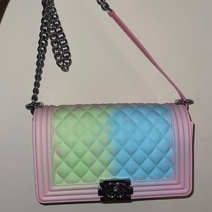 Multicolor shoulder bag